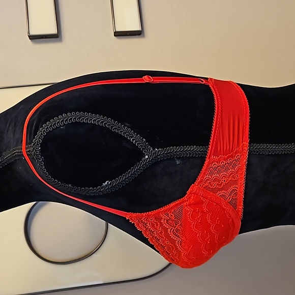 GapBody Lace Bra - Picture 2 of 7